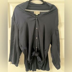 Relaxed fit front ties button soft button down
